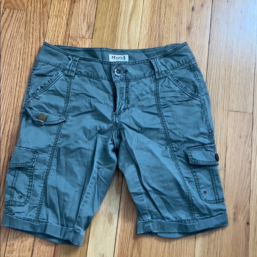 Mudd Capri Shorts